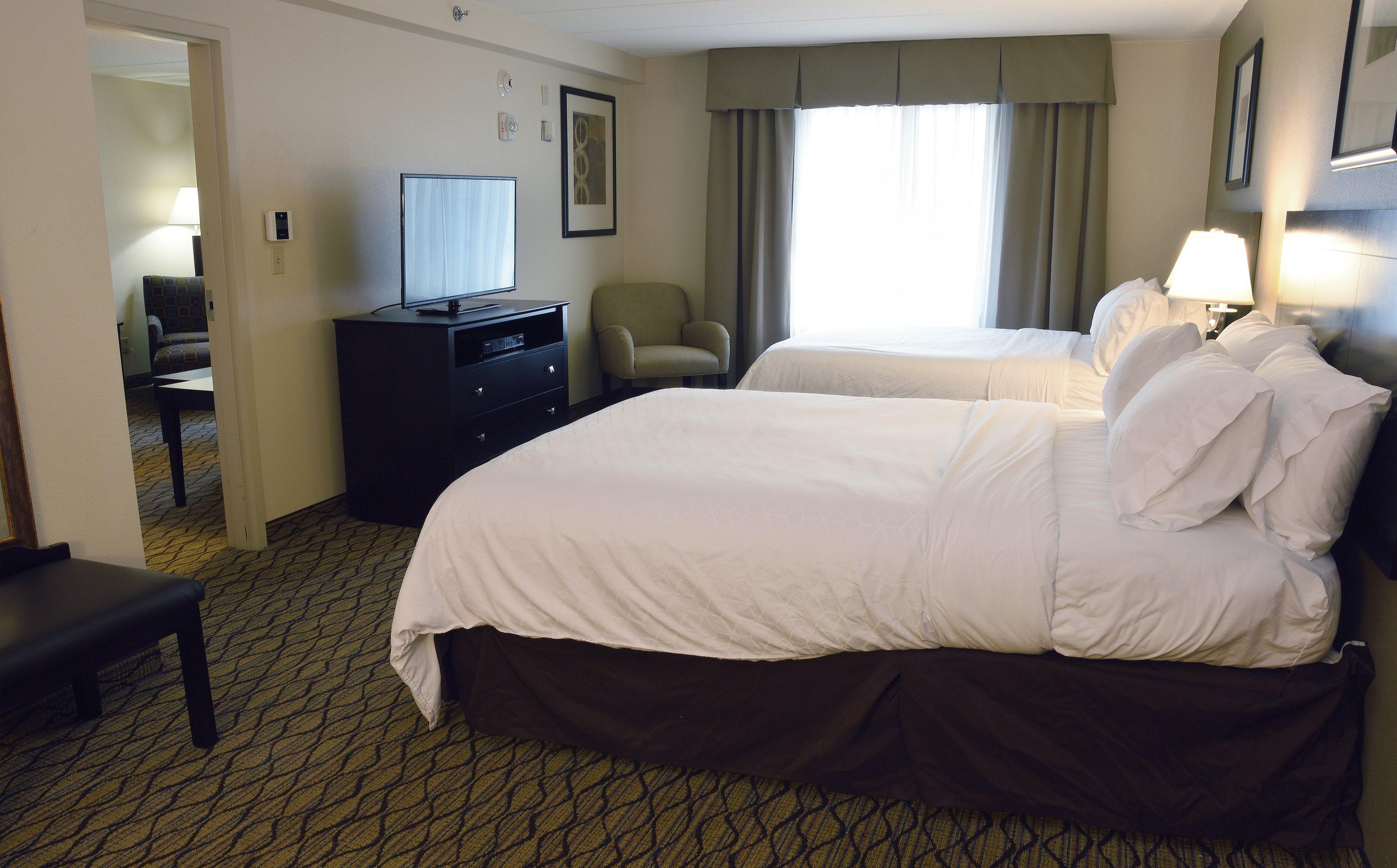 Holiday Inn Express Milford By Ihg Екстериор снимка